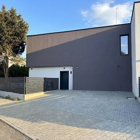 Modern House With Sea View Vilă *